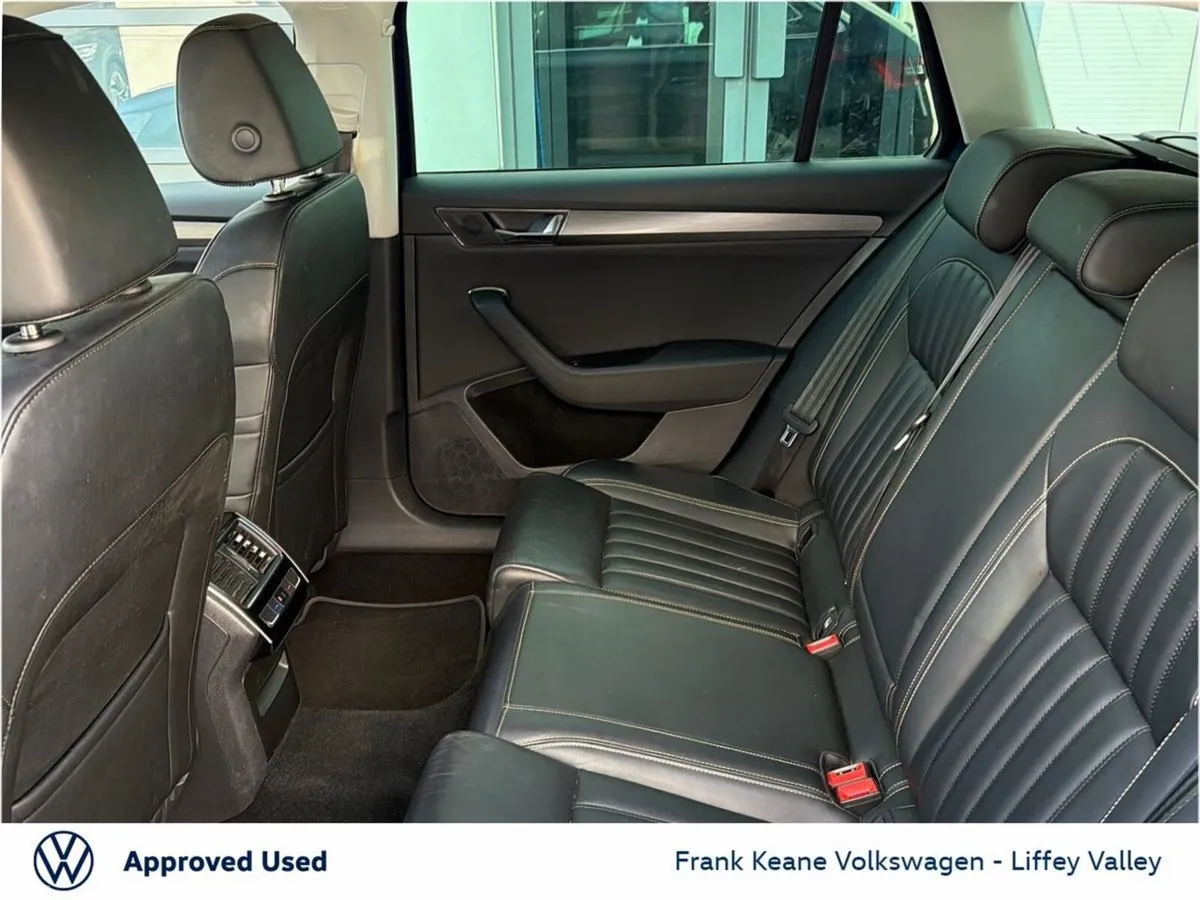 Skoda Superb Hatchback, Diesel, 2020, Blue