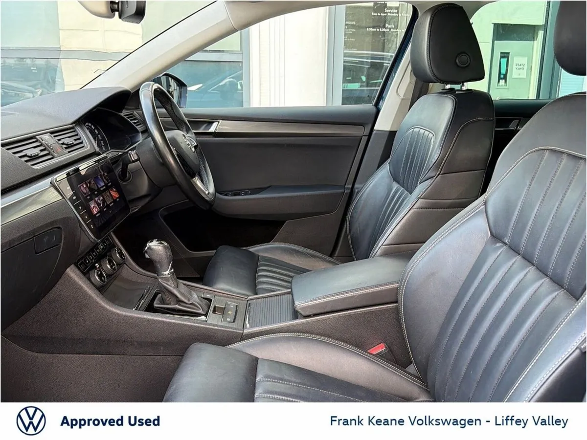 Skoda Superb Hatchback, Diesel, 2020, Blue