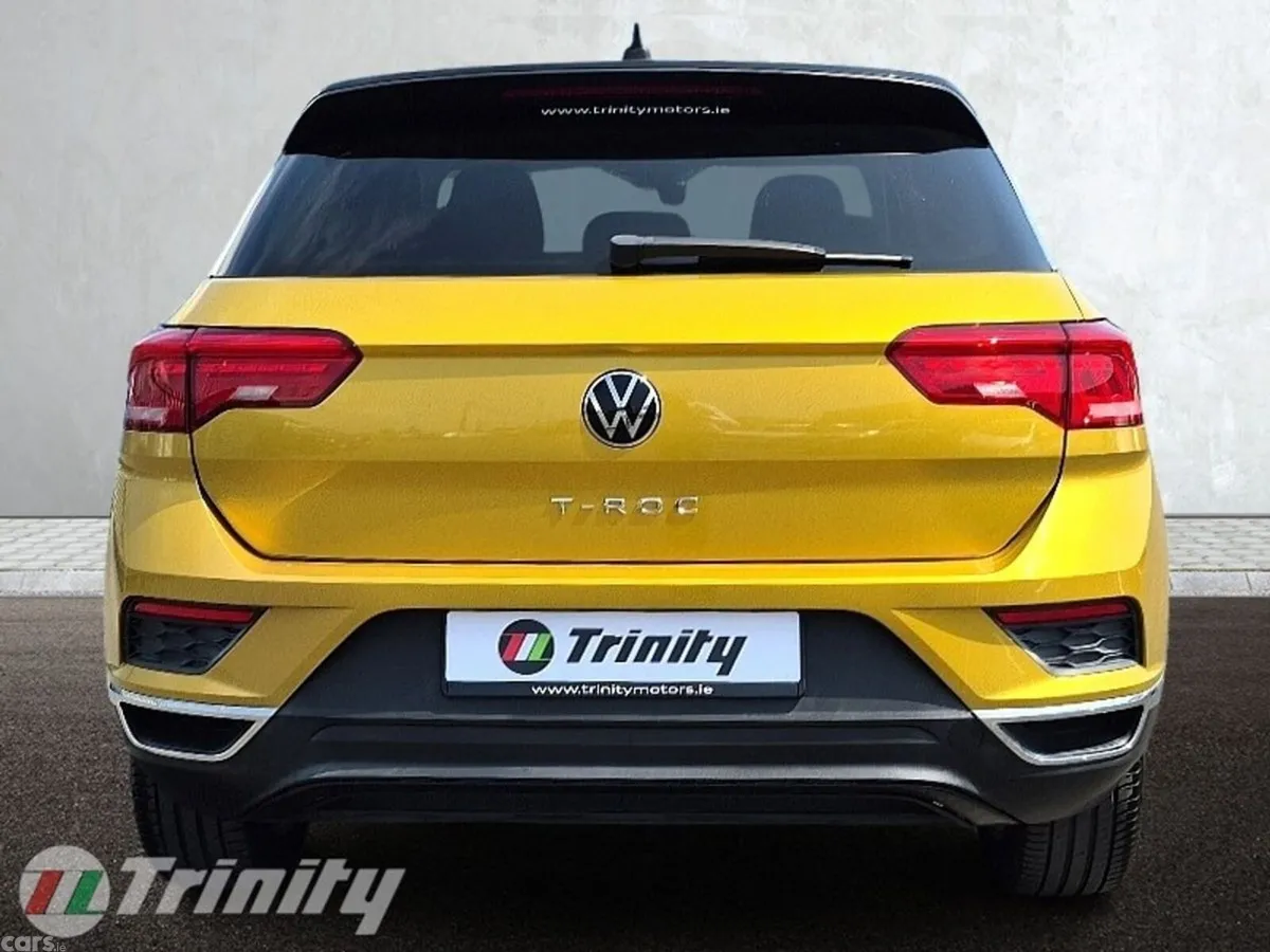 Volkswagen T-Roc SUV, Diesel, 2021, Yellow