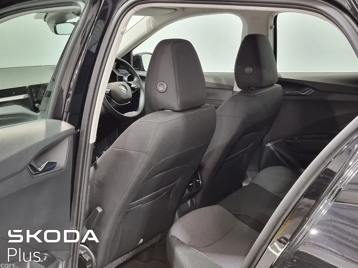 Skoda Fabia Hatchback, Petrol, 2025, Black