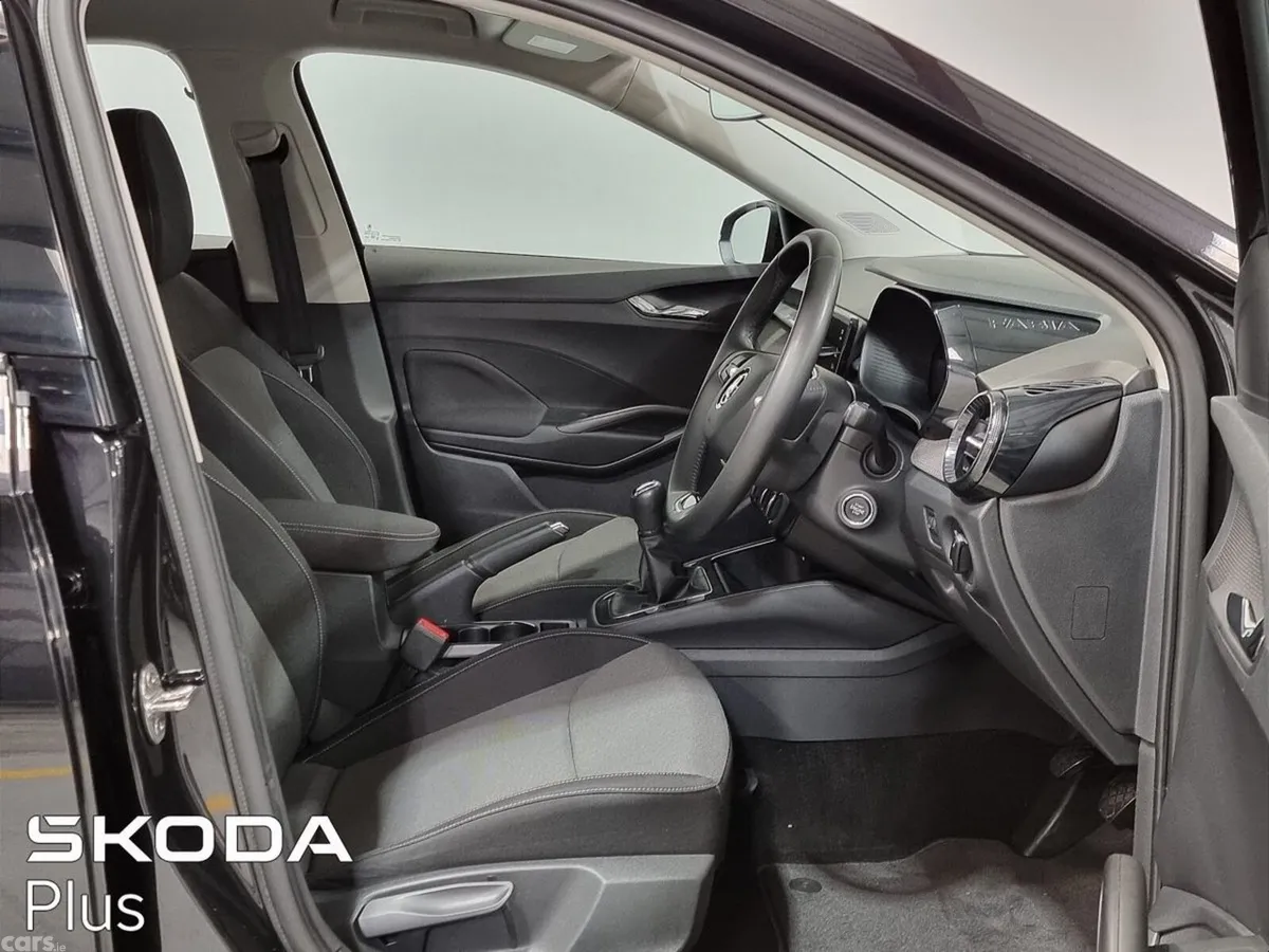 Skoda Fabia Hatchback, Petrol, 2025, Black