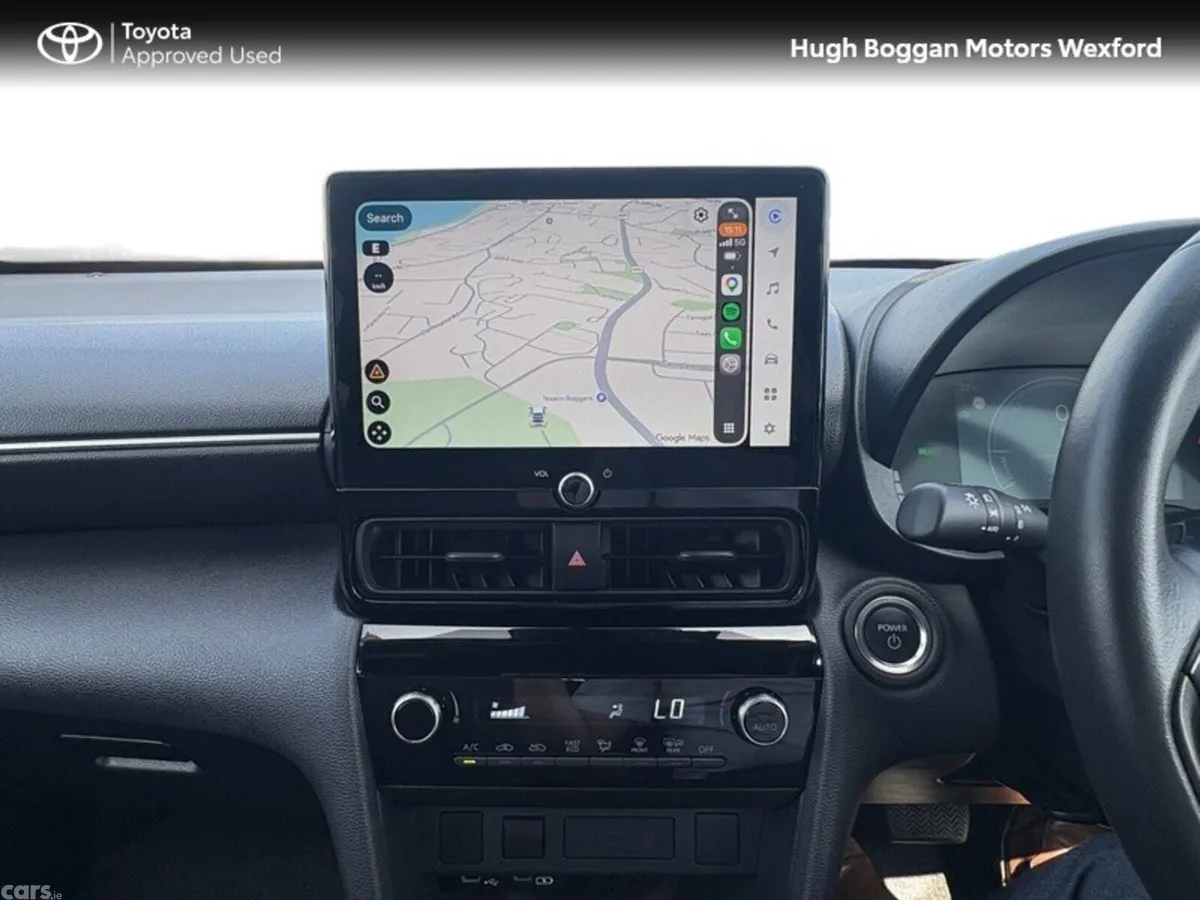 Toyota Yaris Cross Hatchback, Petrol Hybrid, 2025, Grey