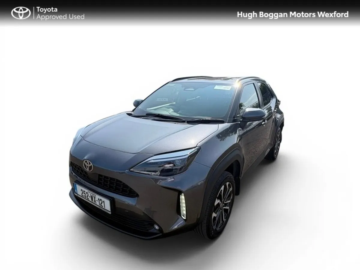 Toyota Yaris Cross Hatchback, Petrol Hybrid, 2025, Grey