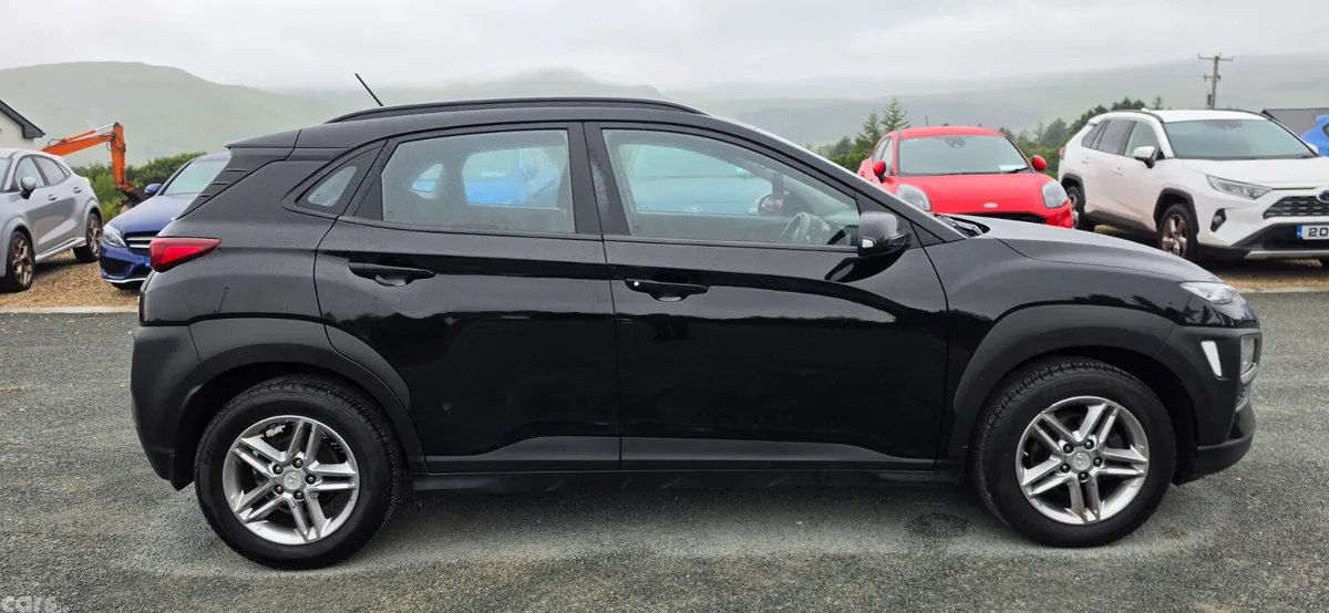 Hyundai KONA MPV, Petrol, 2018, Black