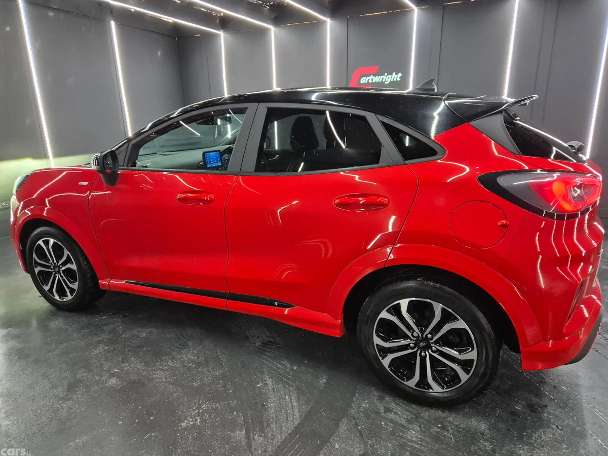 Ford Puma MPV, Petrol Hybrid, 2021, Red
