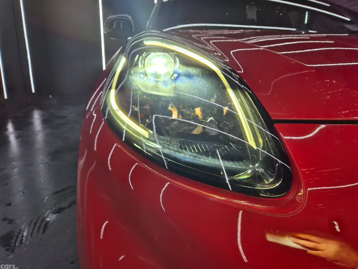 Ford Puma MPV, Petrol Hybrid, 2021, Red