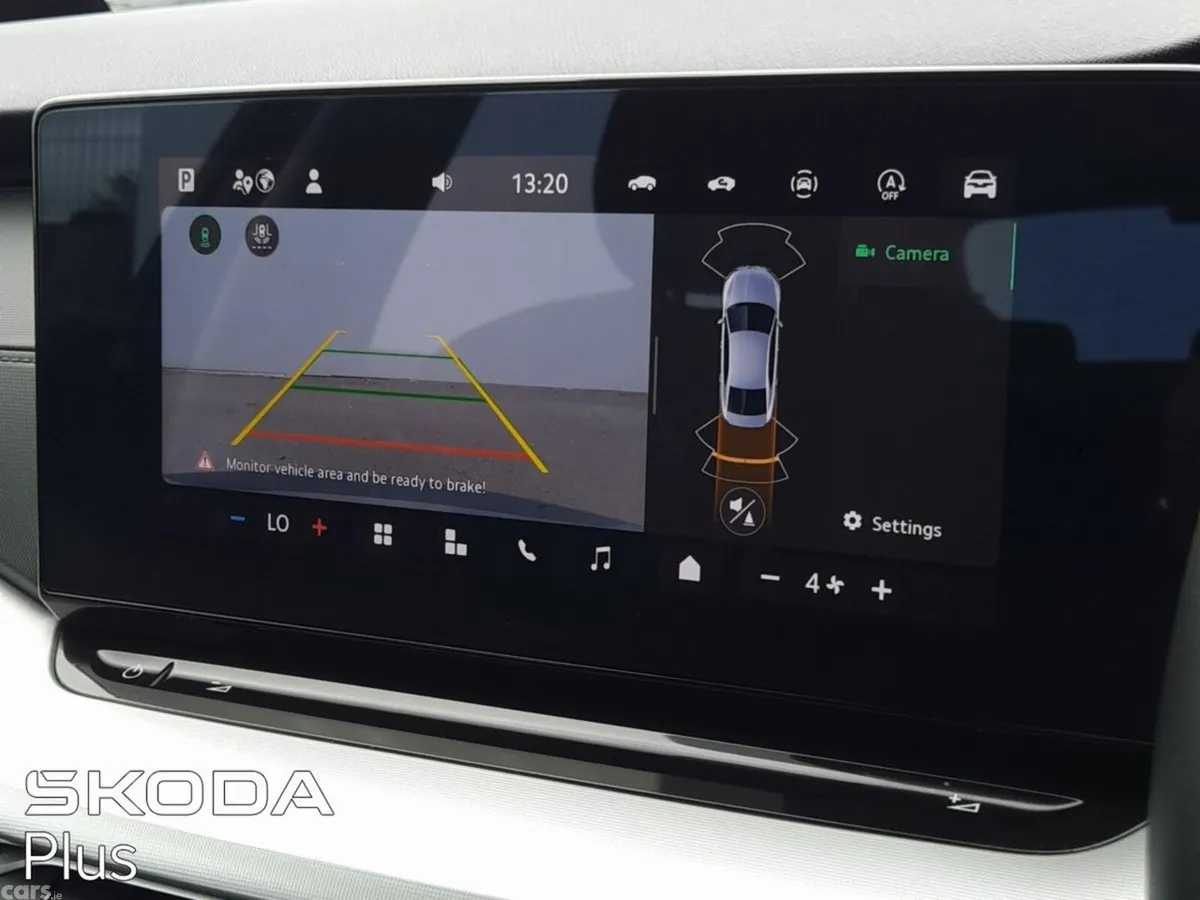 Skoda Octavia Saloon, Diesel, 2024, Black