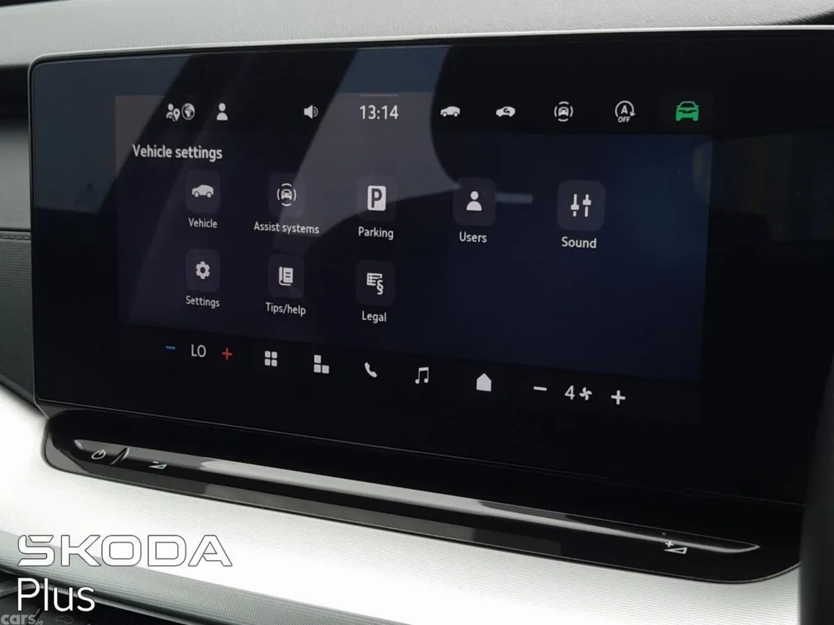 Skoda Octavia Saloon, Diesel, 2024, Black