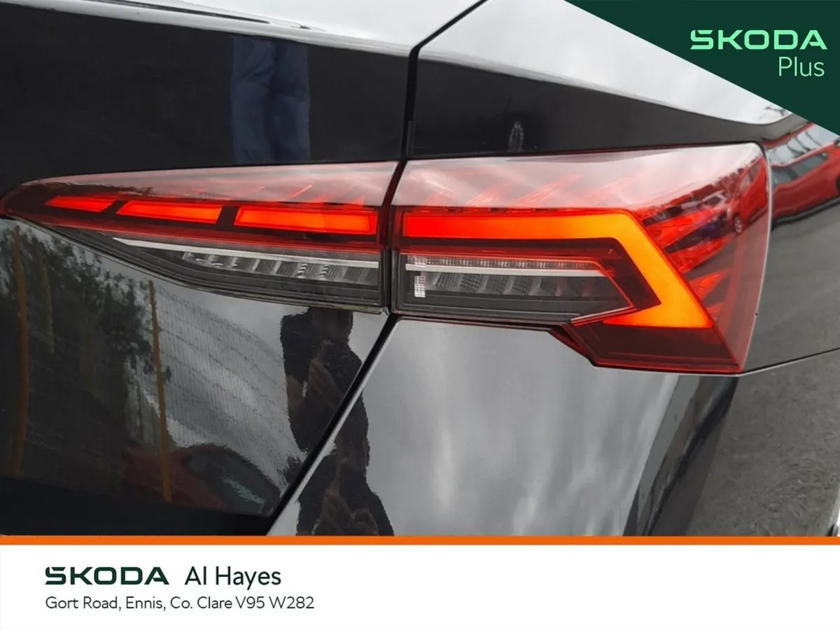 Skoda Octavia Saloon, Diesel, 2024, Black