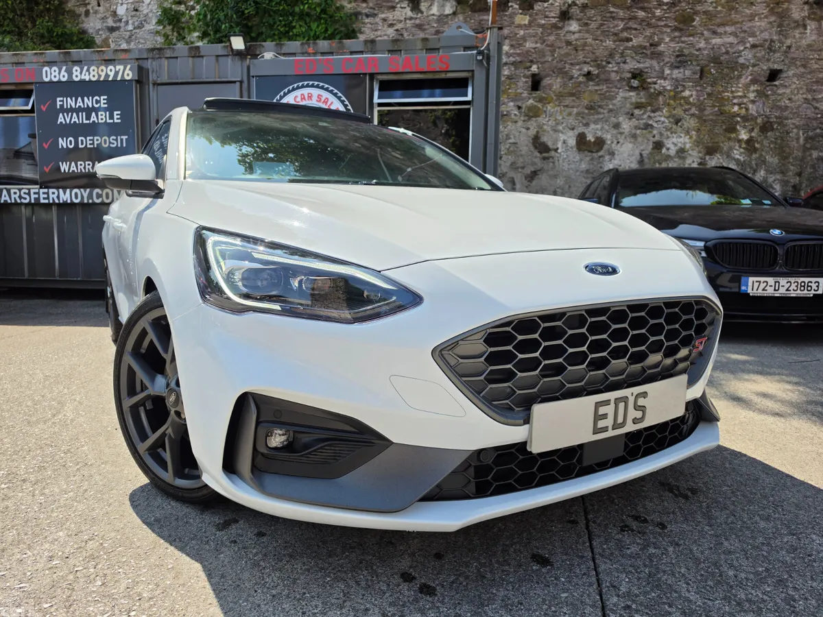 Ford Focus Hatchback, Diesel, 2022, White