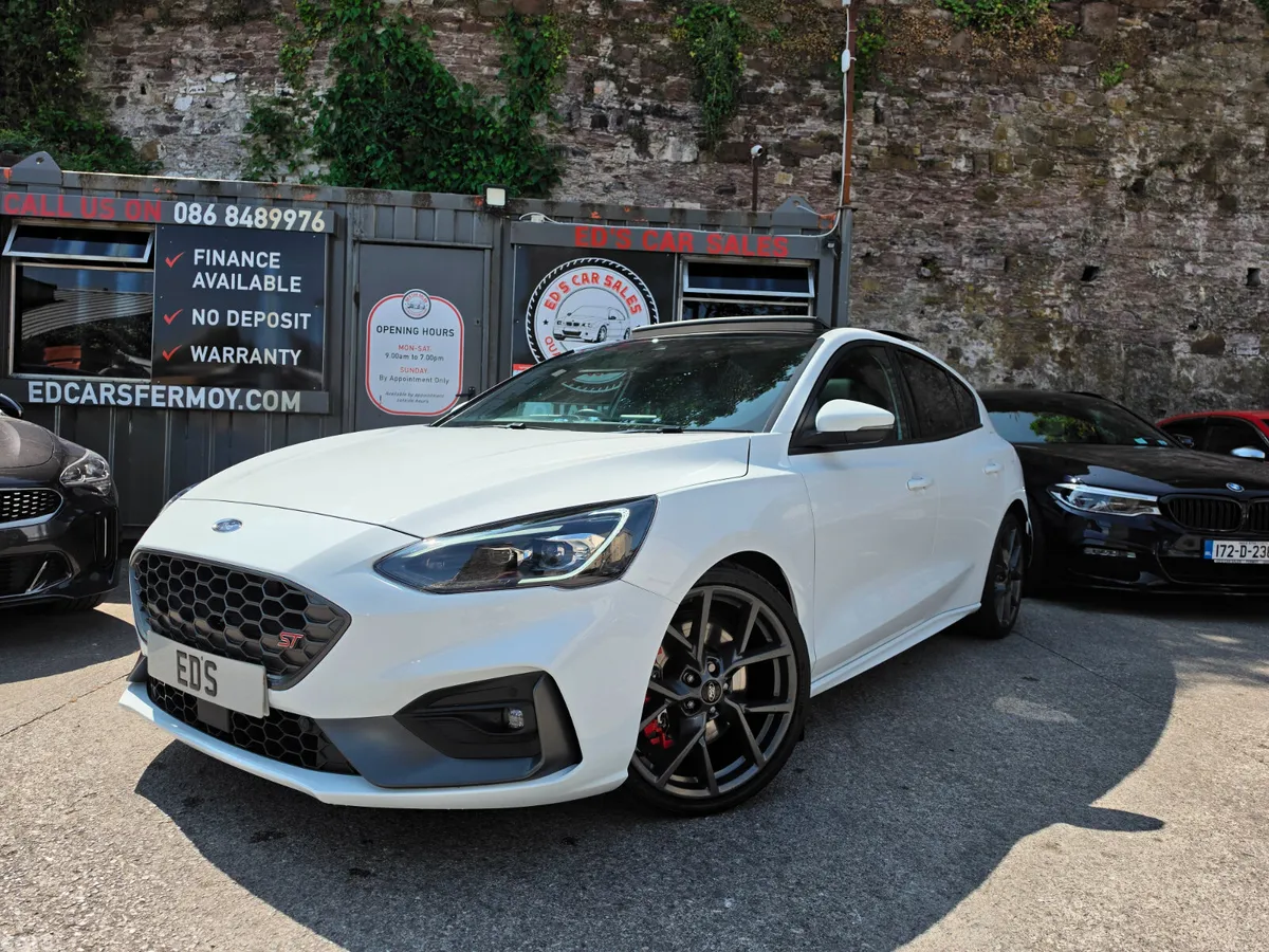 Ford Focus Hatchback, Diesel, 2022, White