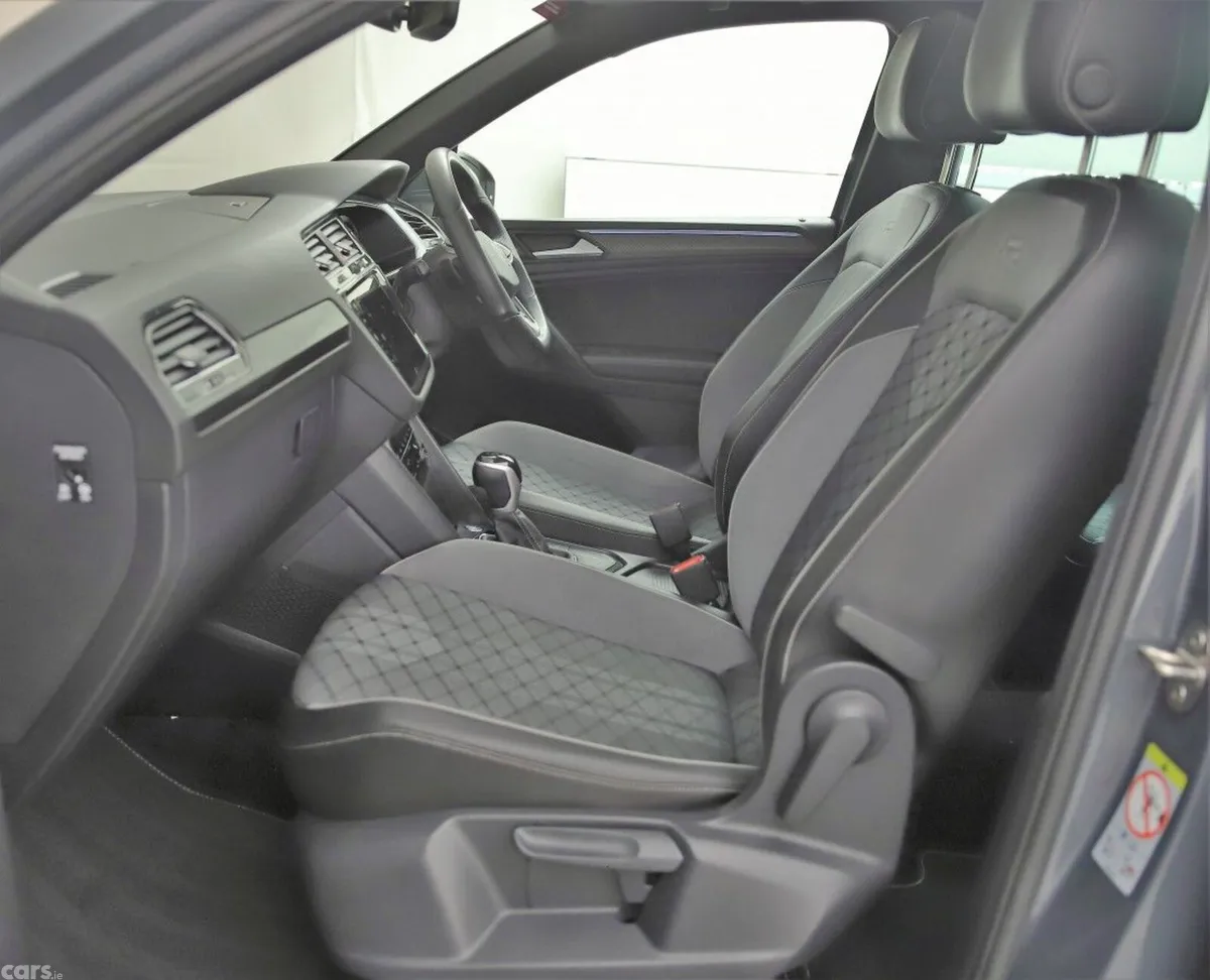 Volkswagen Tiguan SUV, Diesel, 2023, Grey