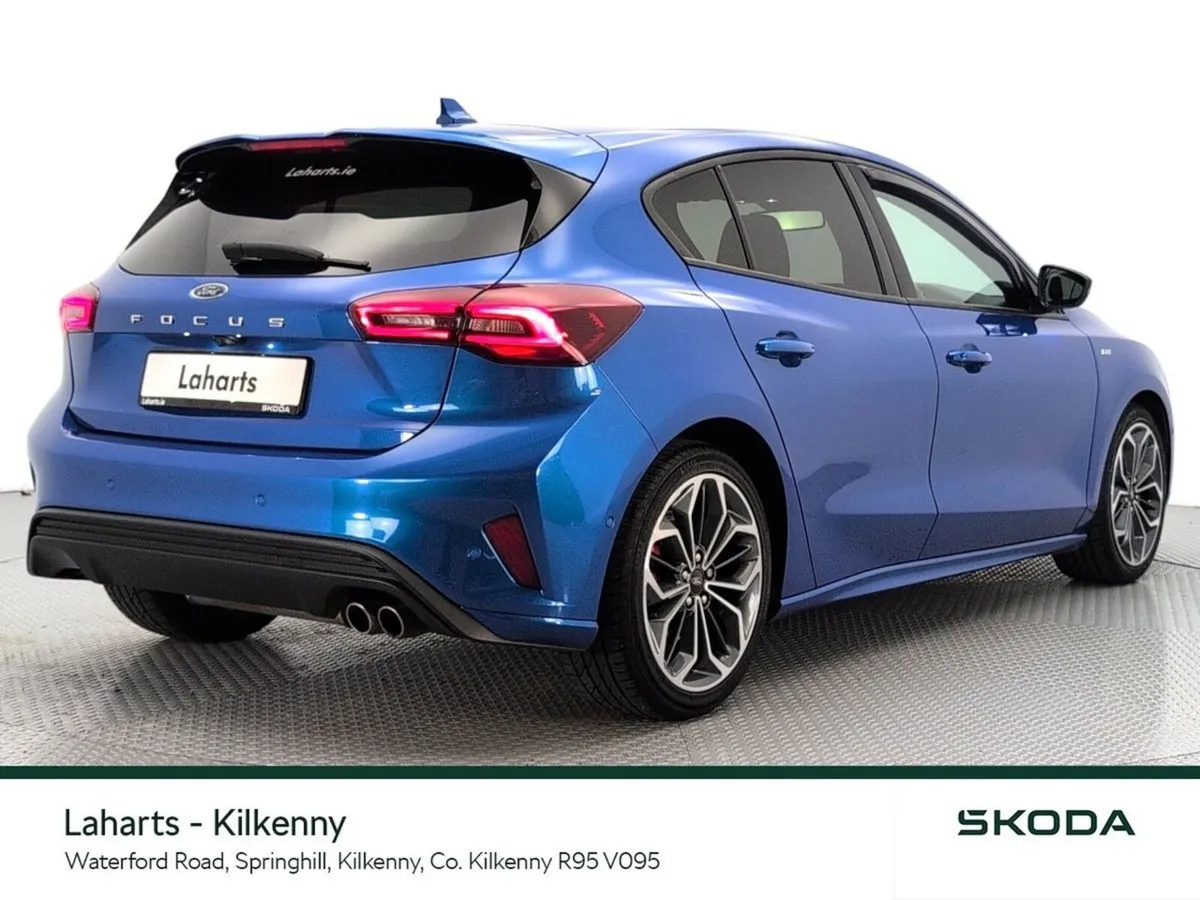 Ford Focus Hatchback, Diesel, 2022, Blue