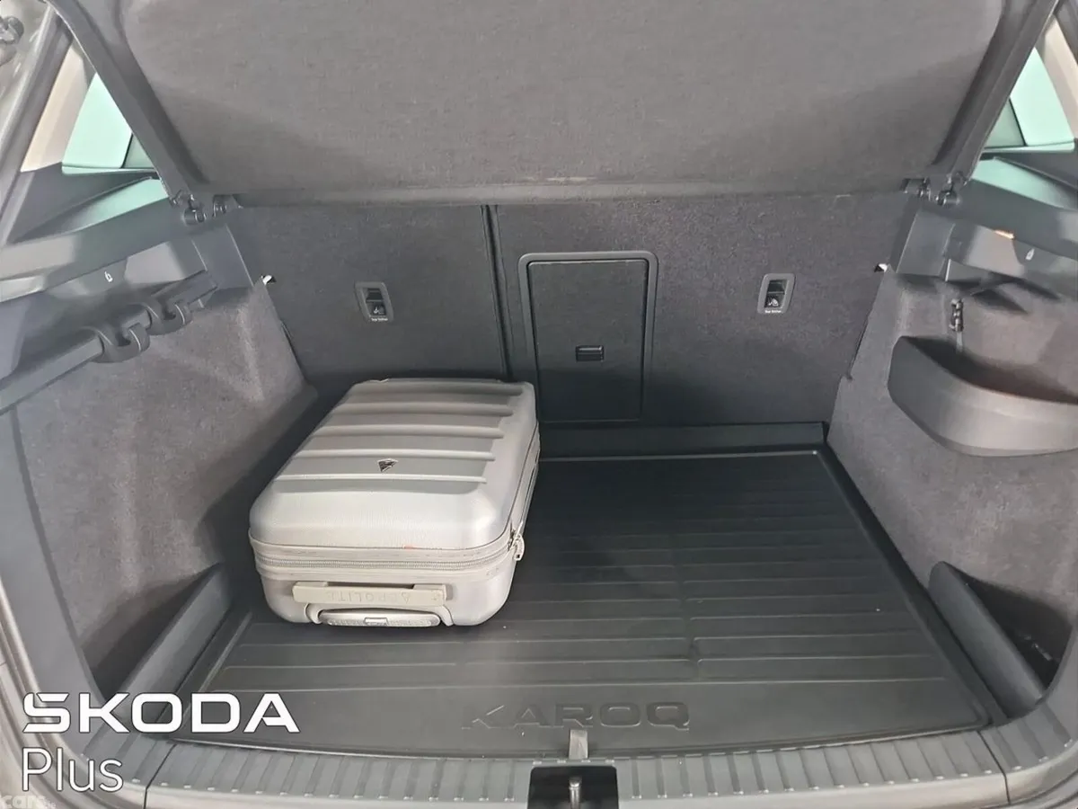 Skoda Karoq SUV, Diesel, 2026, Grey