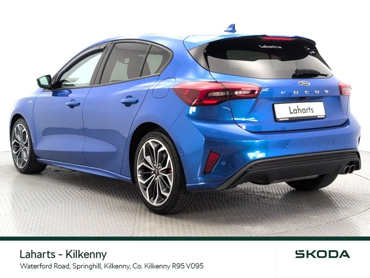 Ford Focus Hatchback, Diesel, 2022, Blue