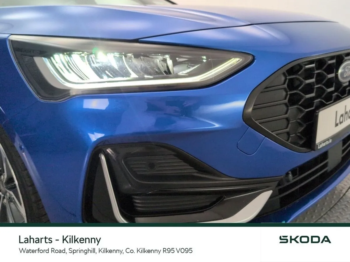 Ford Focus Hatchback, Diesel, 2022, Blue