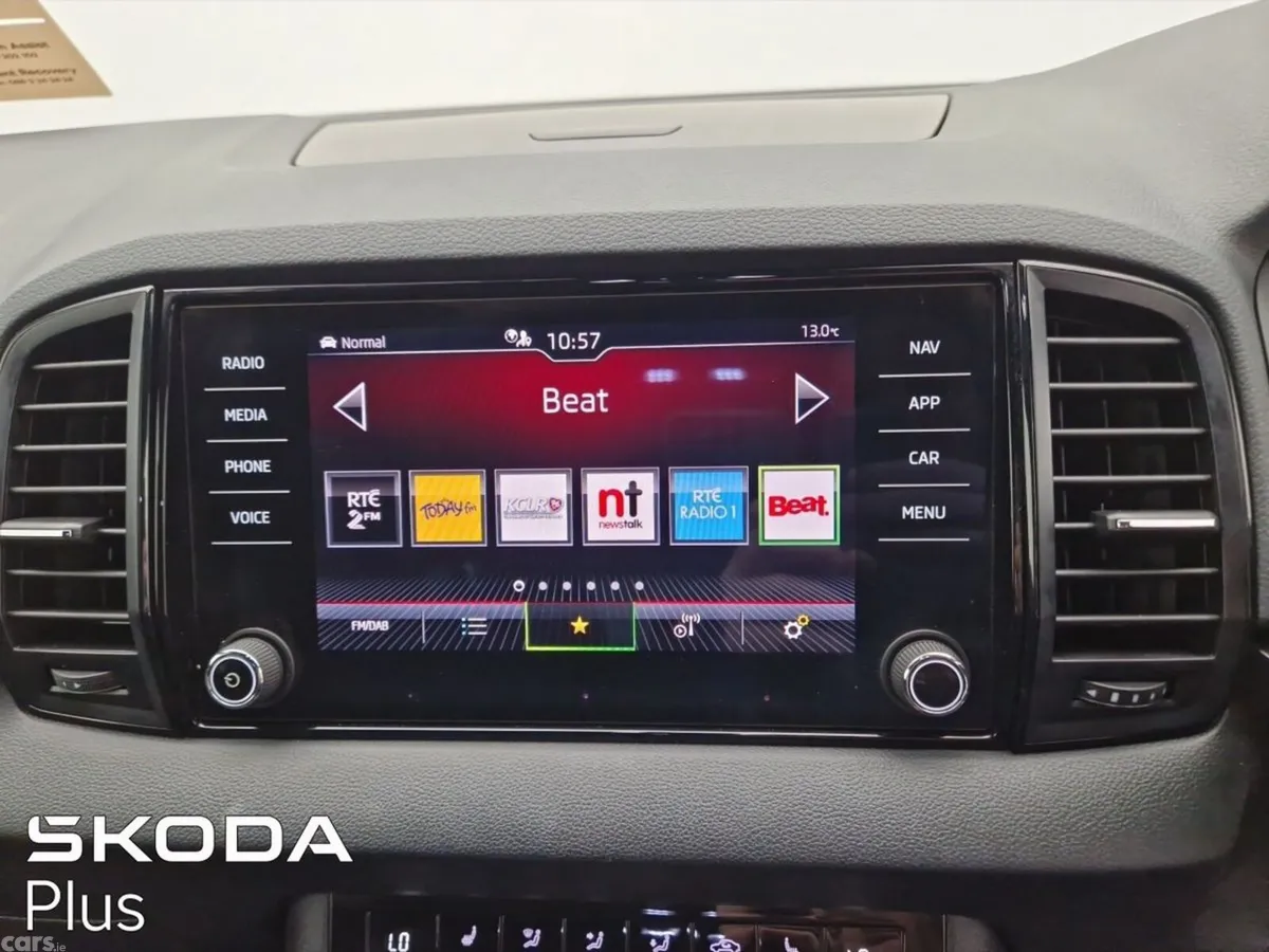Skoda Karoq SUV, Diesel, 2023, Grey