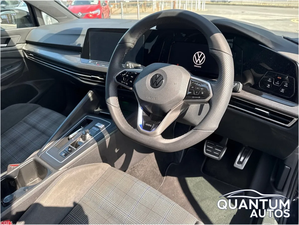 Volkswagen Golf Hatchback, Petrol Plug-in Hybrid, 2021, Black