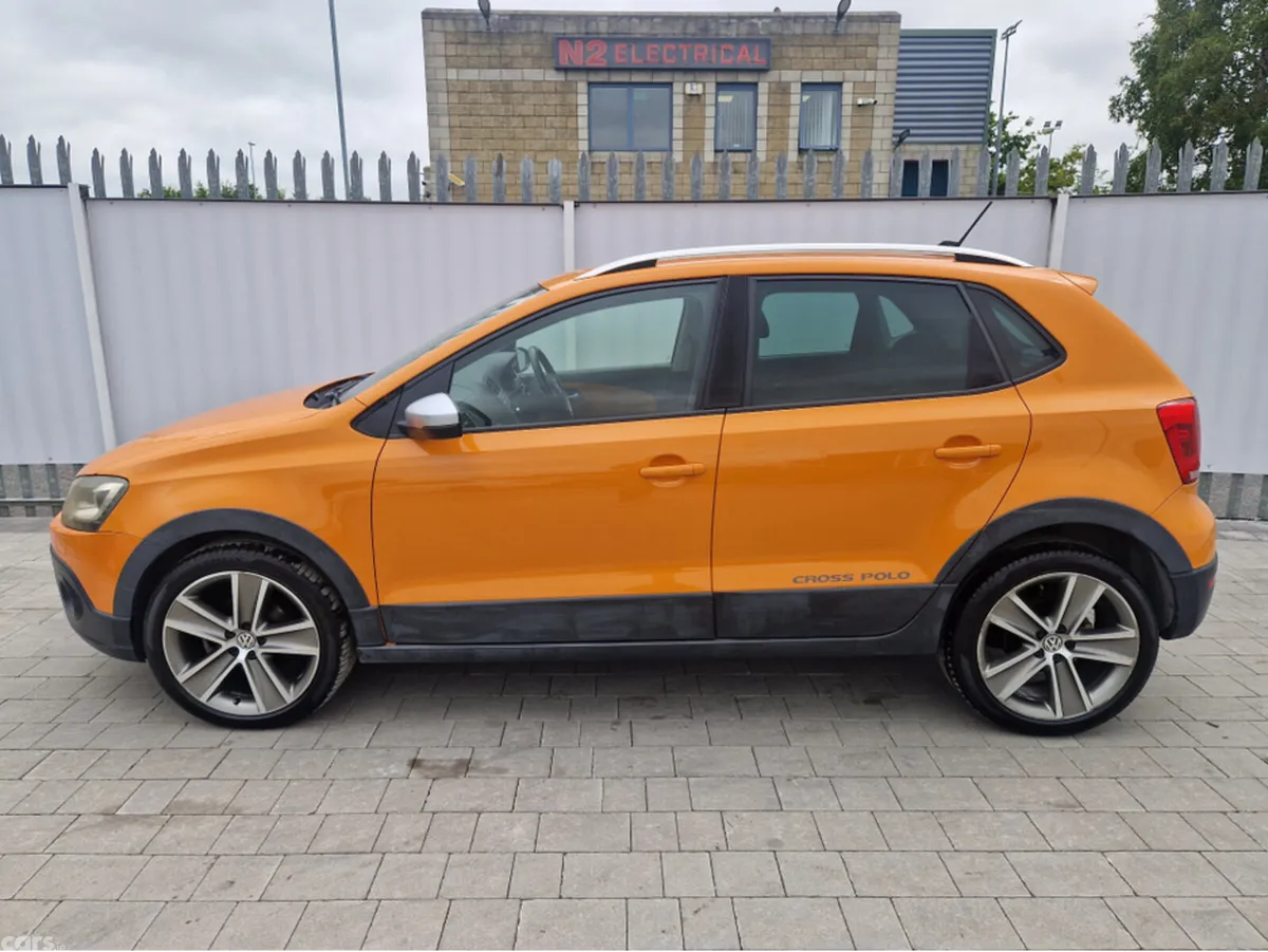 Volkswagen Polo Hatchback, Petrol, 2014, Orange