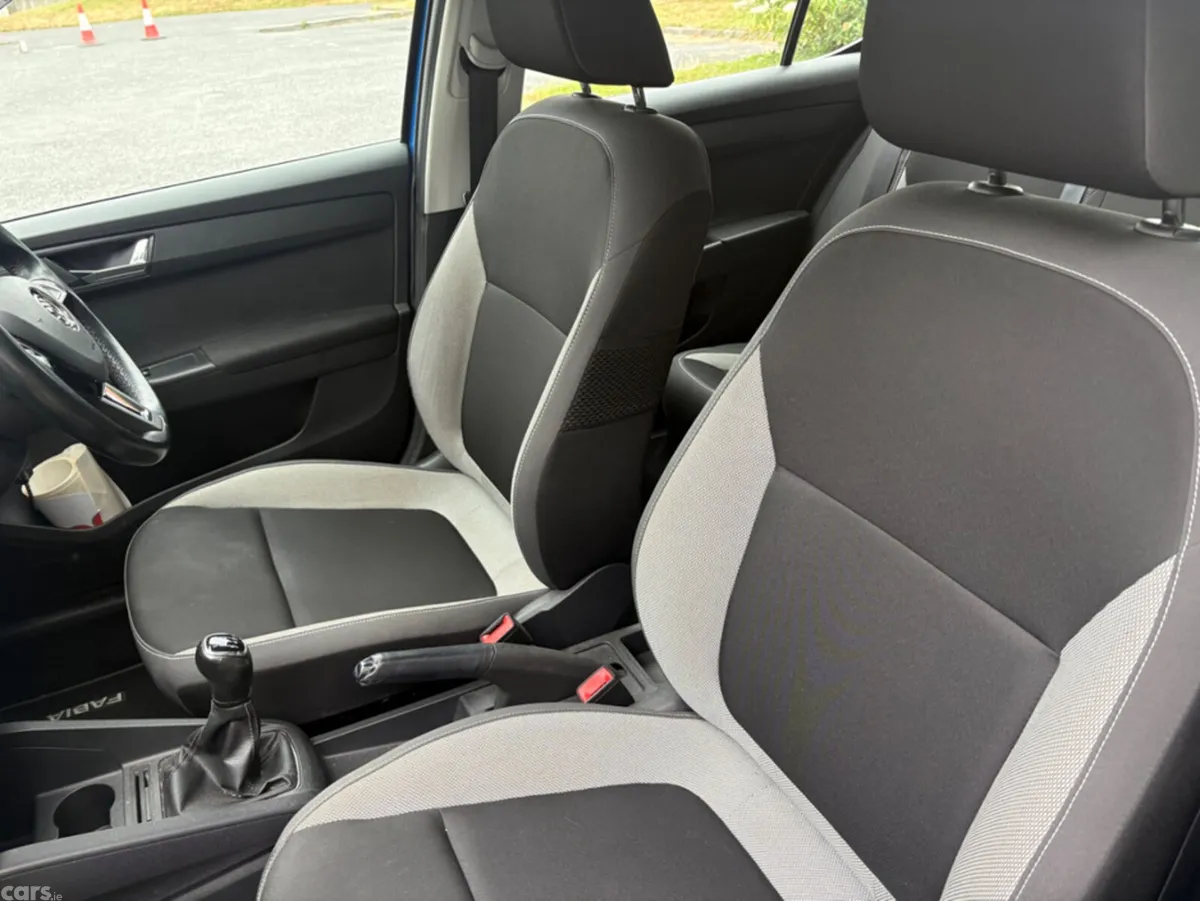 Skoda Fabia Hatchback, Petrol, 2018, Blue