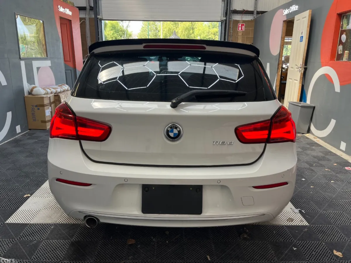 BMW 1-Series Hatchback, Diesel, 2017, White
