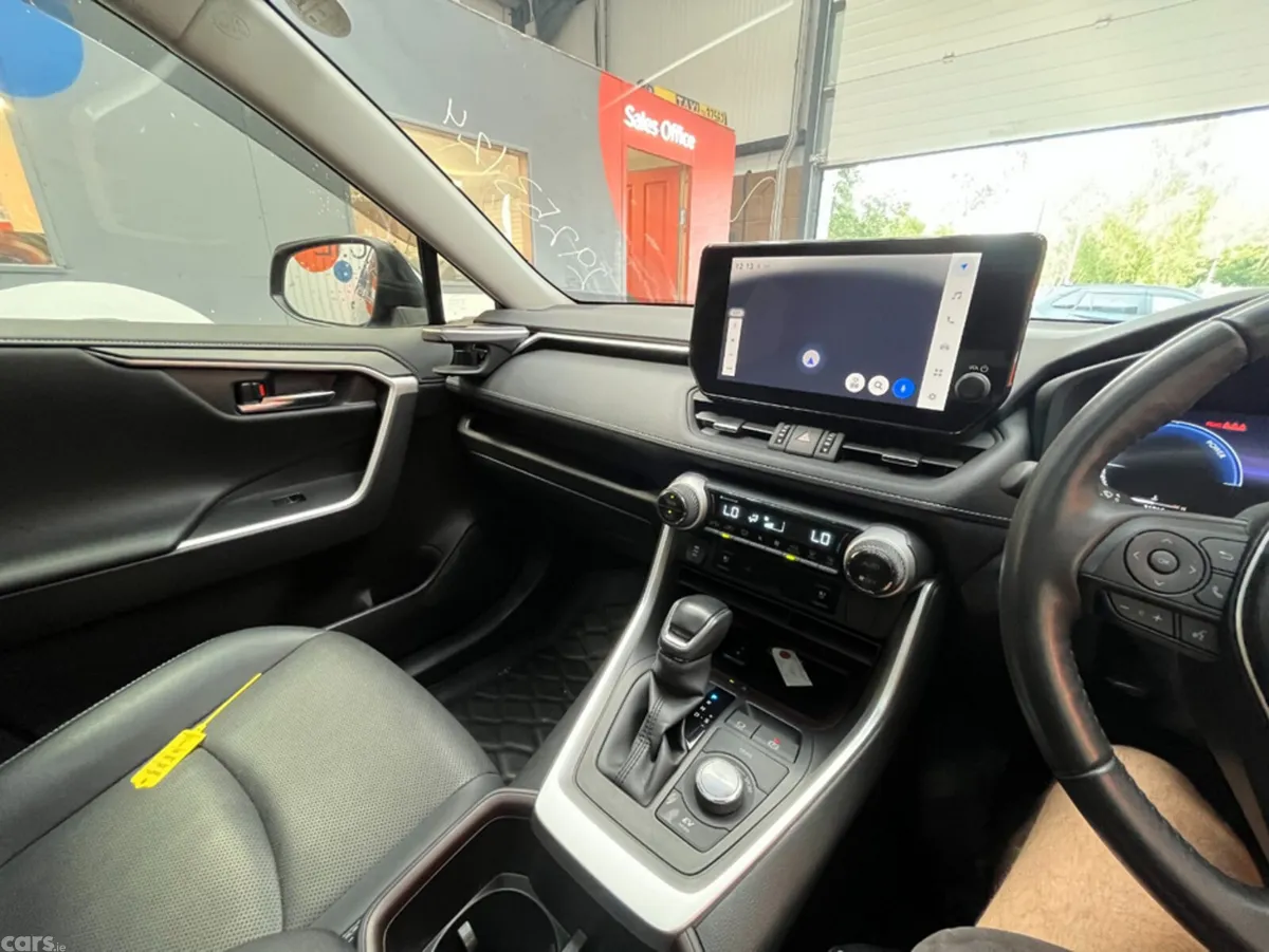 Toyota RAV4 SUV, Petrol Hybrid, 2024, Black