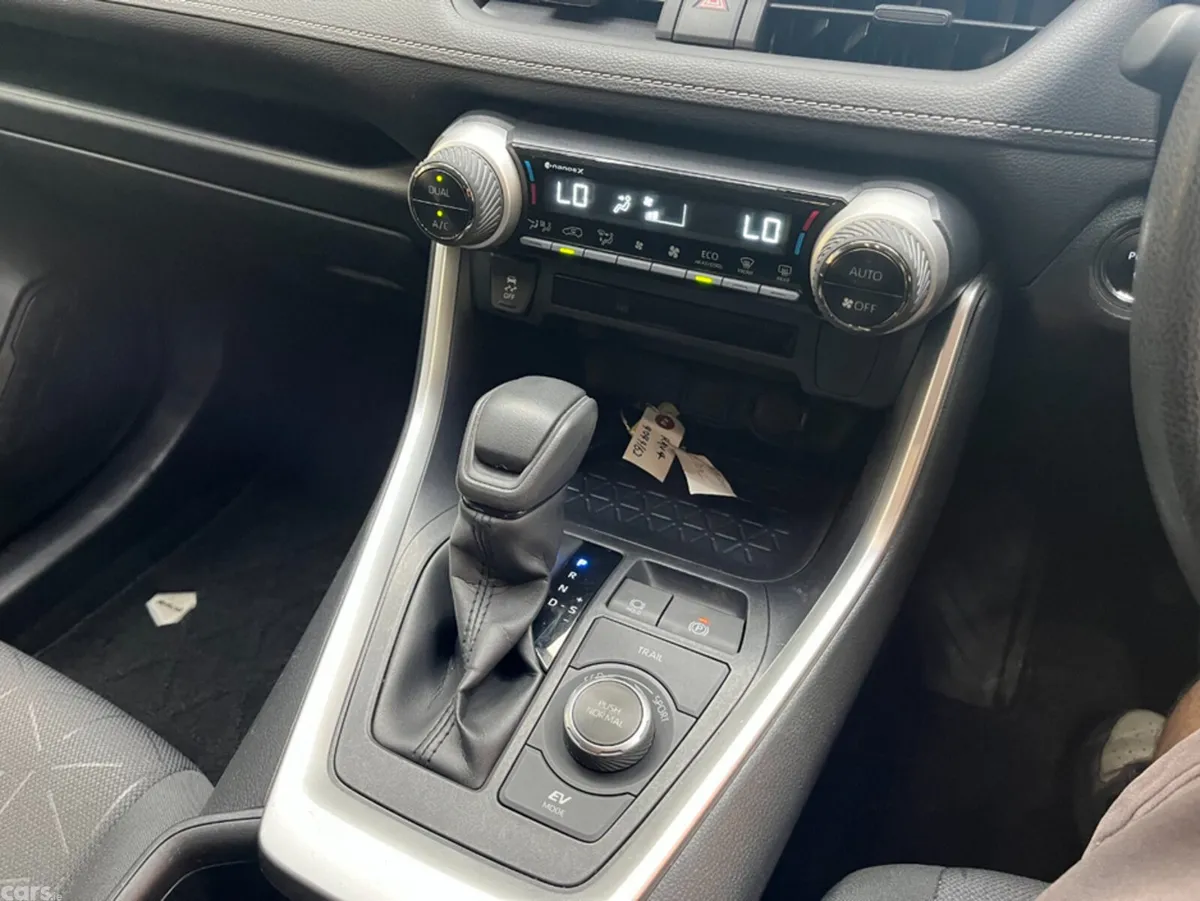 Toyota RAV4 SUV, Petrol Hybrid, 2023, Silver