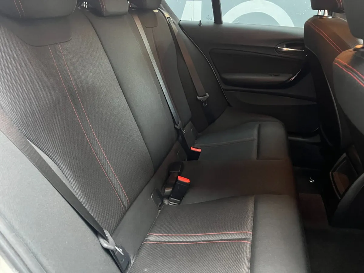 BMW 1-Series Hatchback, Diesel, 2017, White