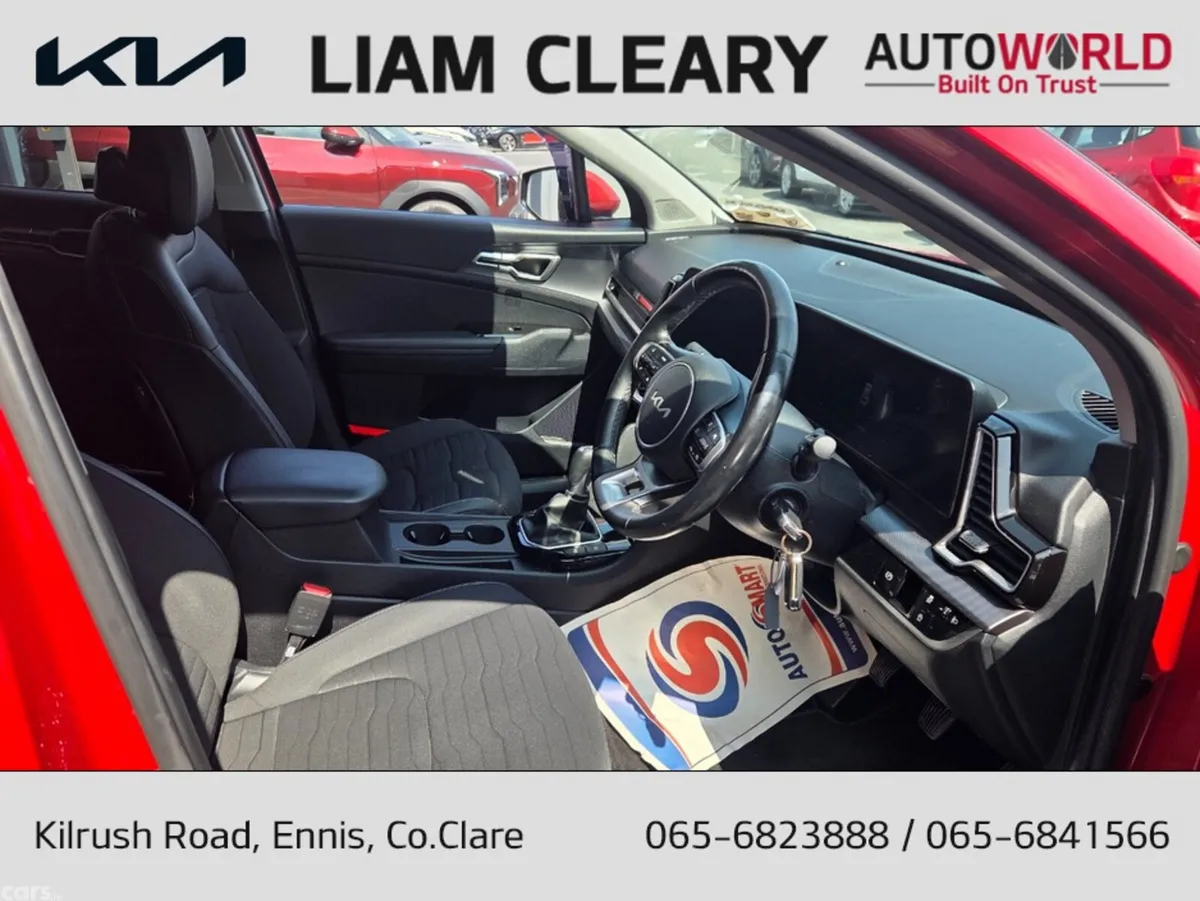 Kia Sportage MPV, Diesel, 2022, Red
