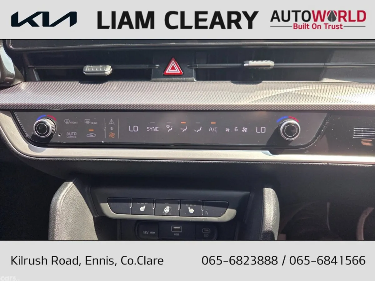 Kia Sportage MPV, Diesel, 2022, Red