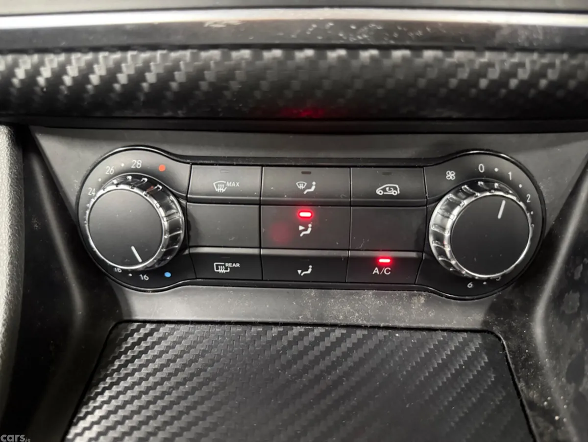 Mercedes-Benz A-Class Hatchback, Petrol, 2013, Silver
