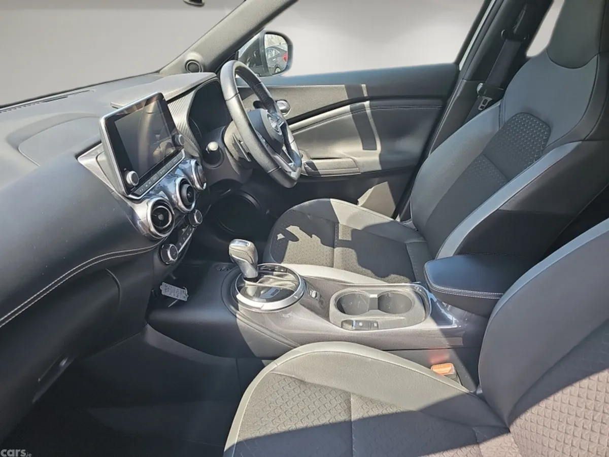 Nissan Juke SUV, Petrol, 2024, White
