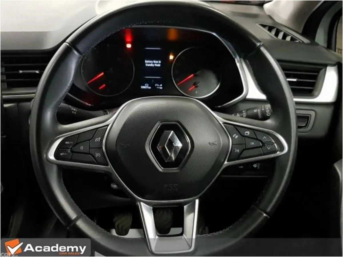 Renault Captur Hatchback, Petrol, 2022, White