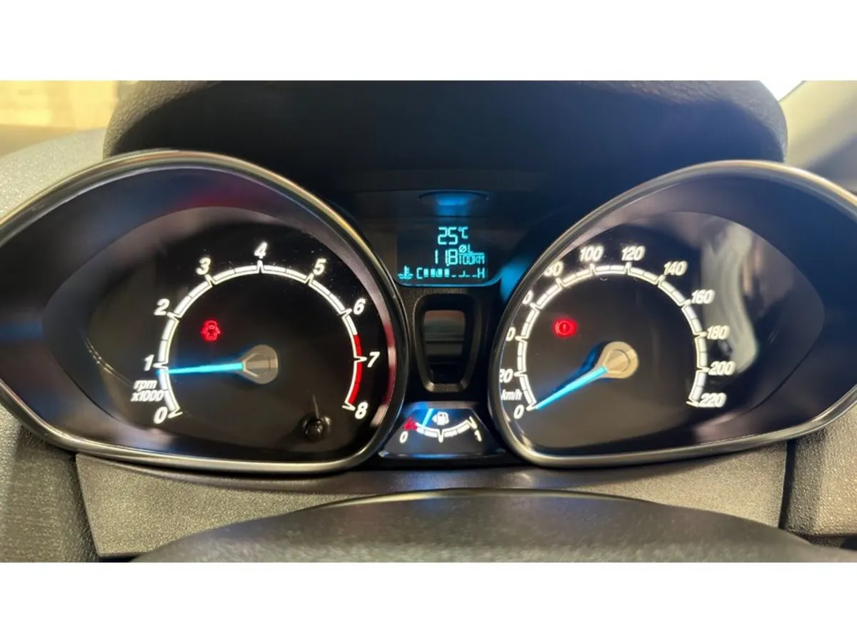 Ford Fiesta Hatchback, Petrol, 2015, Blue