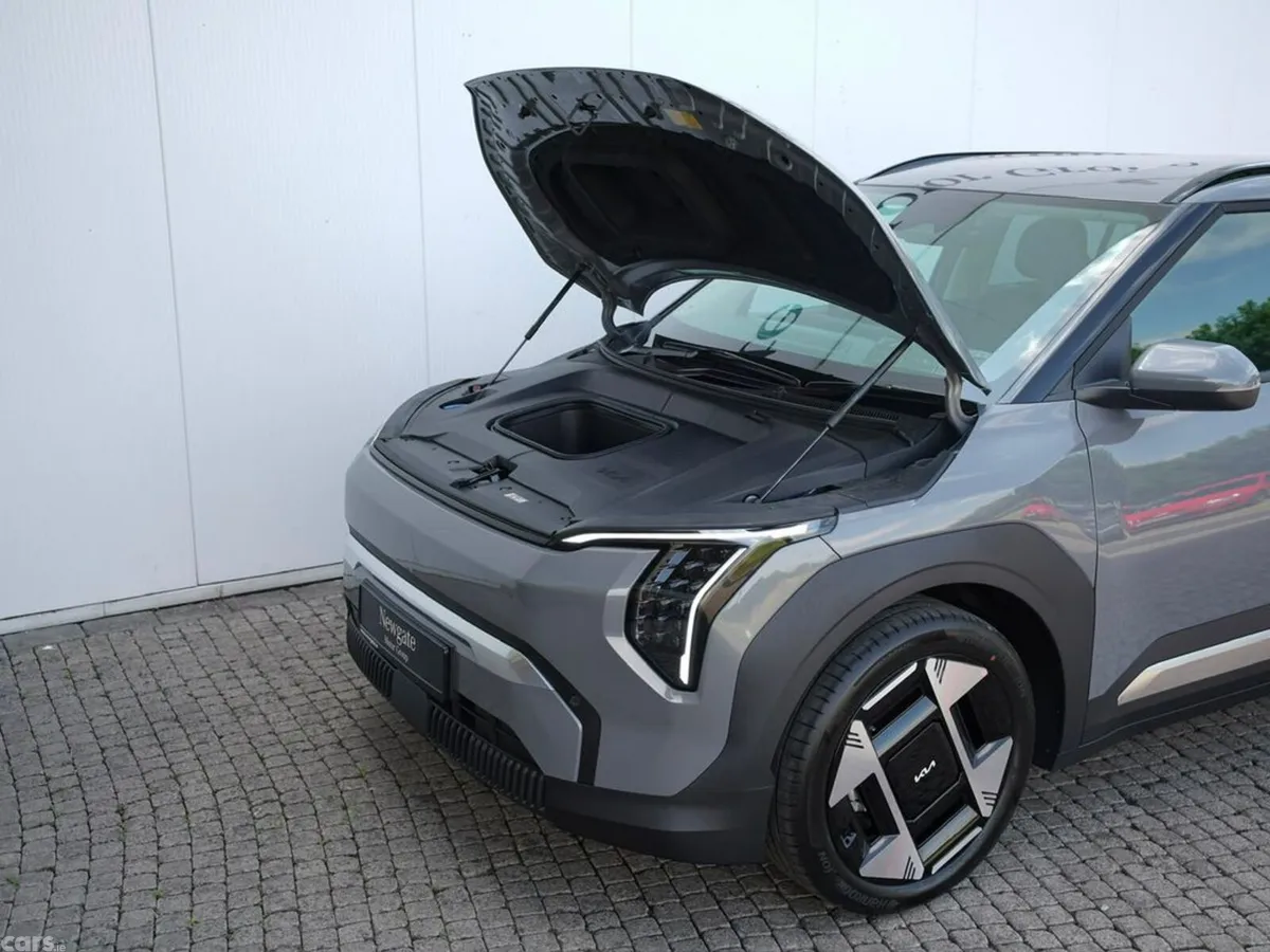Kia EV3 Hatchback, Electric, 2027, Blue