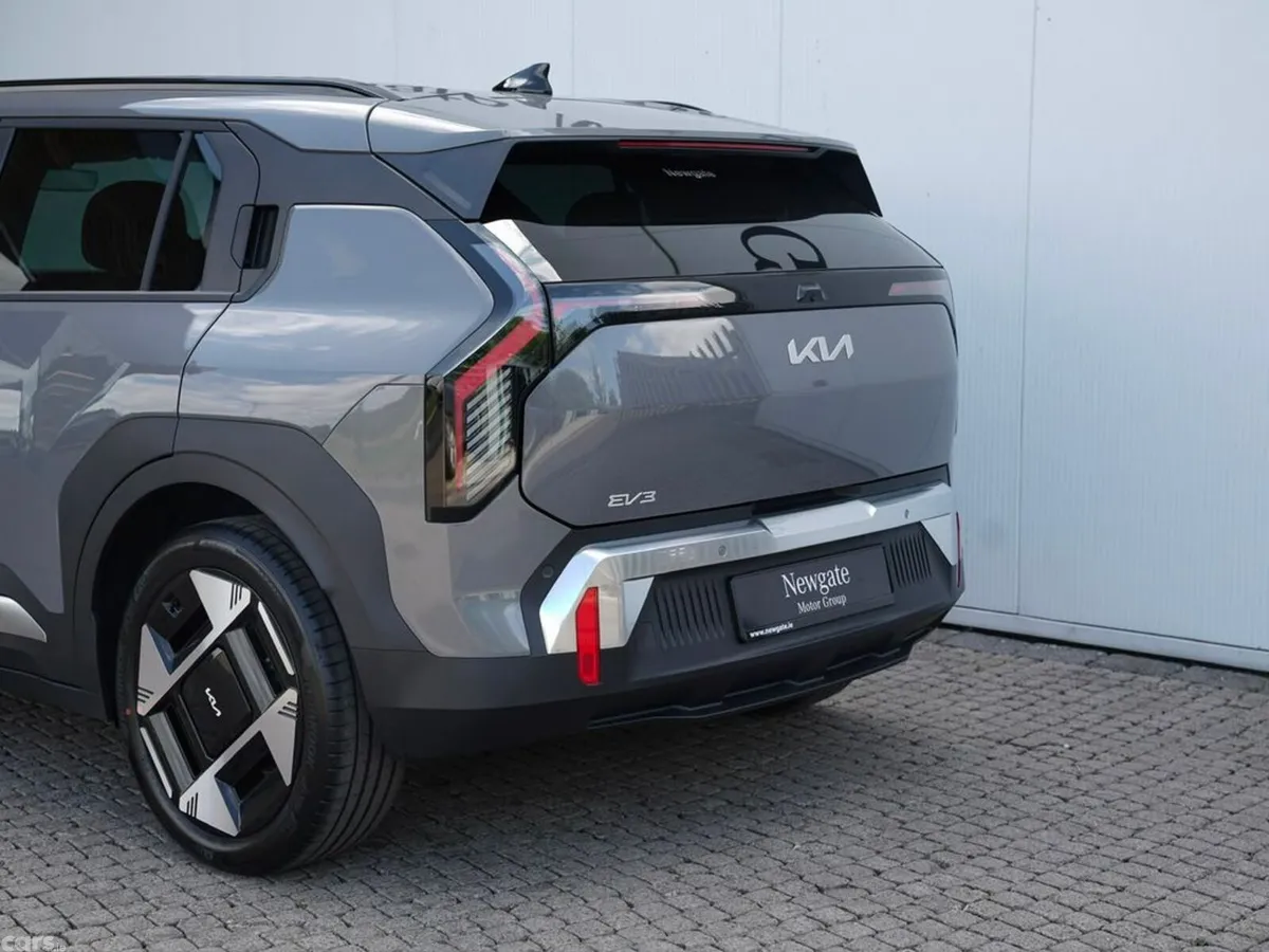 Kia EV3 Hatchback, Electric, 2027, Blue