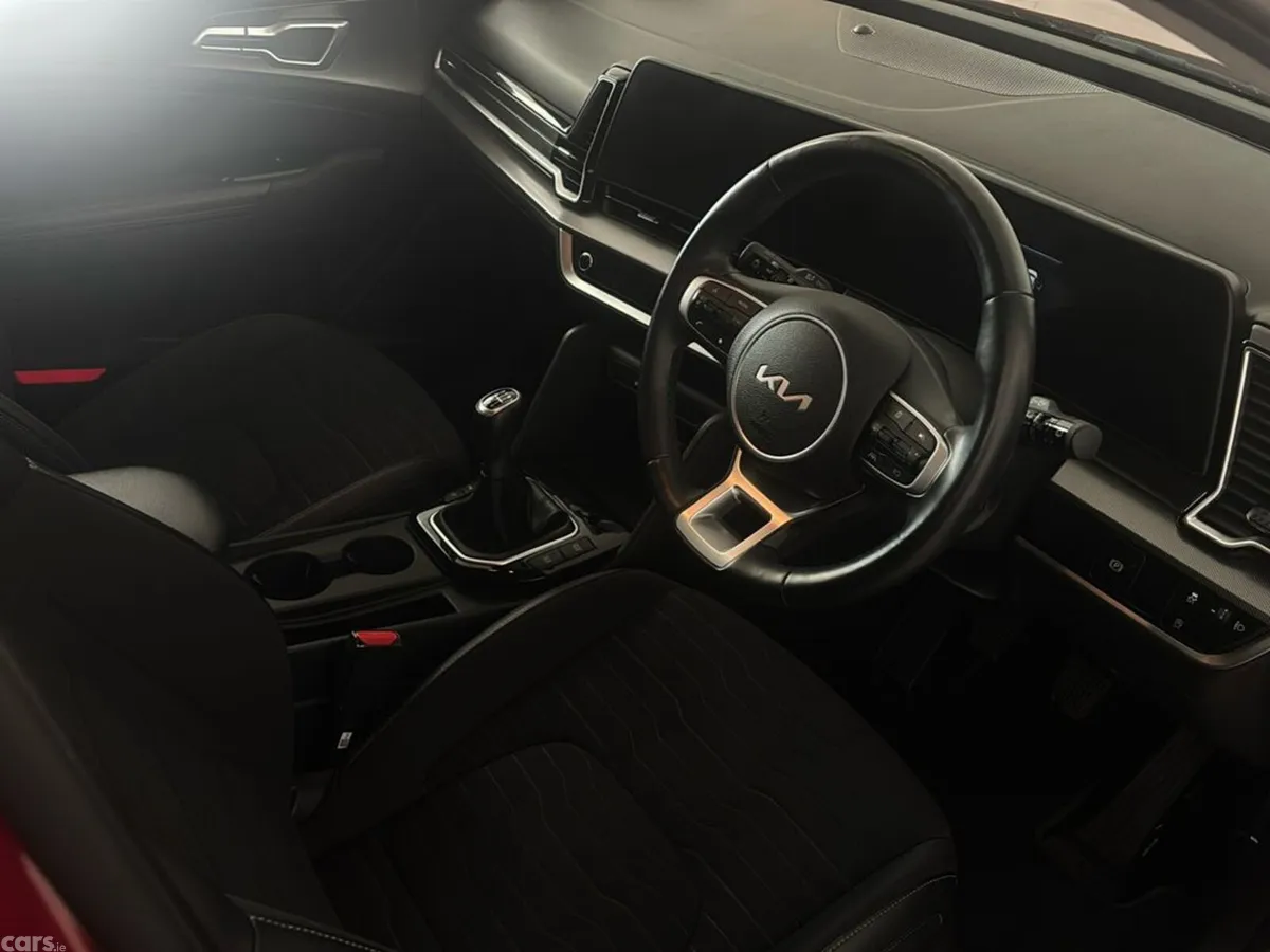 Kia Sportage SUV, Diesel, 2023, Red