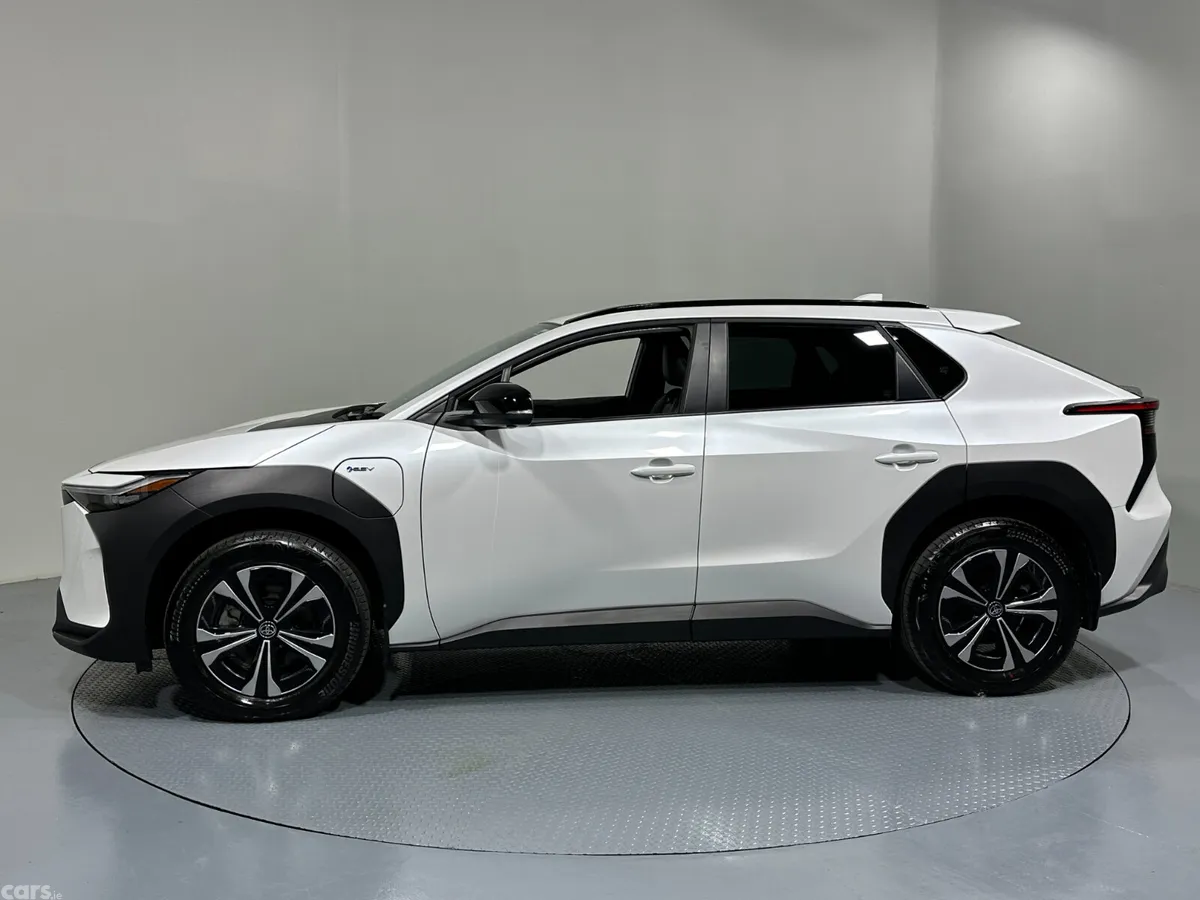 Toyota bZ4X SUV, Electric, 2025, White