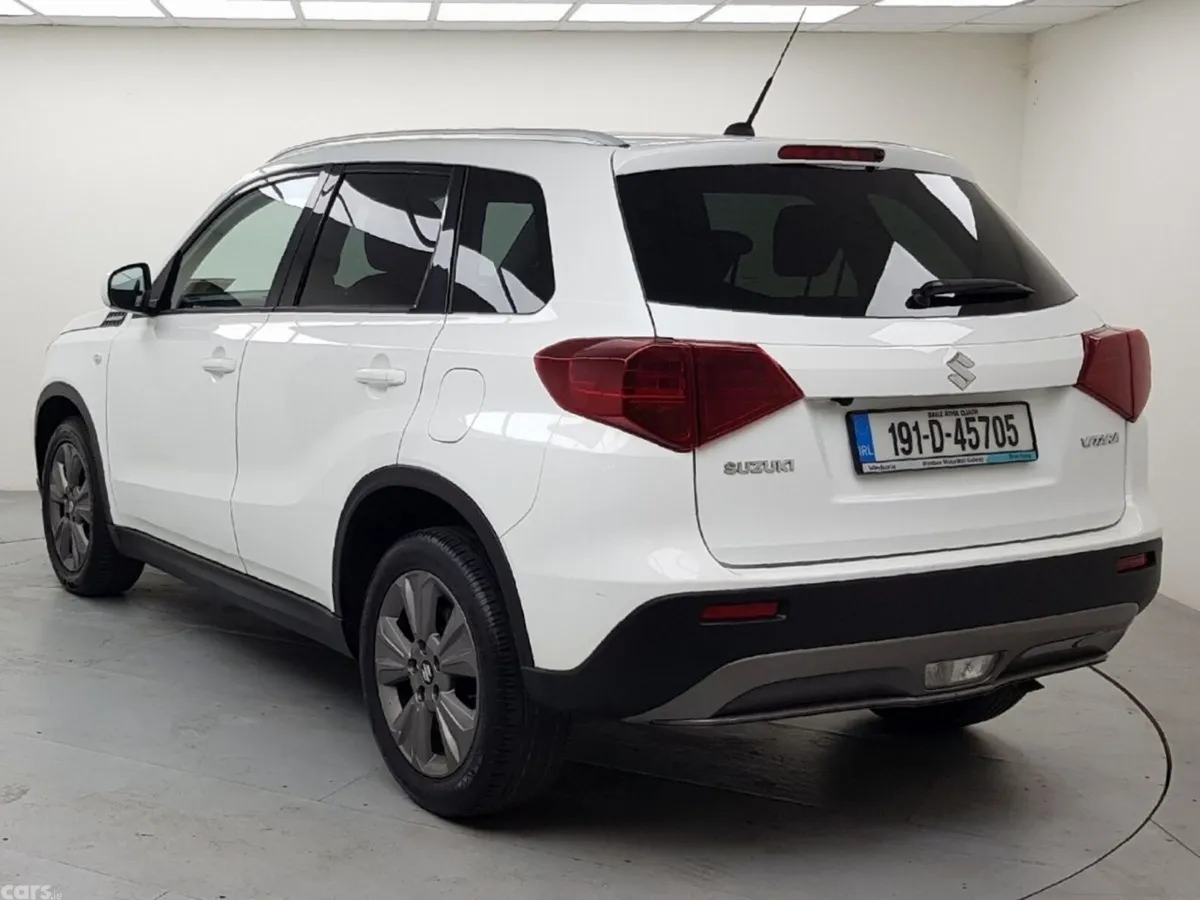 Suzuki Vitara SUV, Petrol, 2019, White