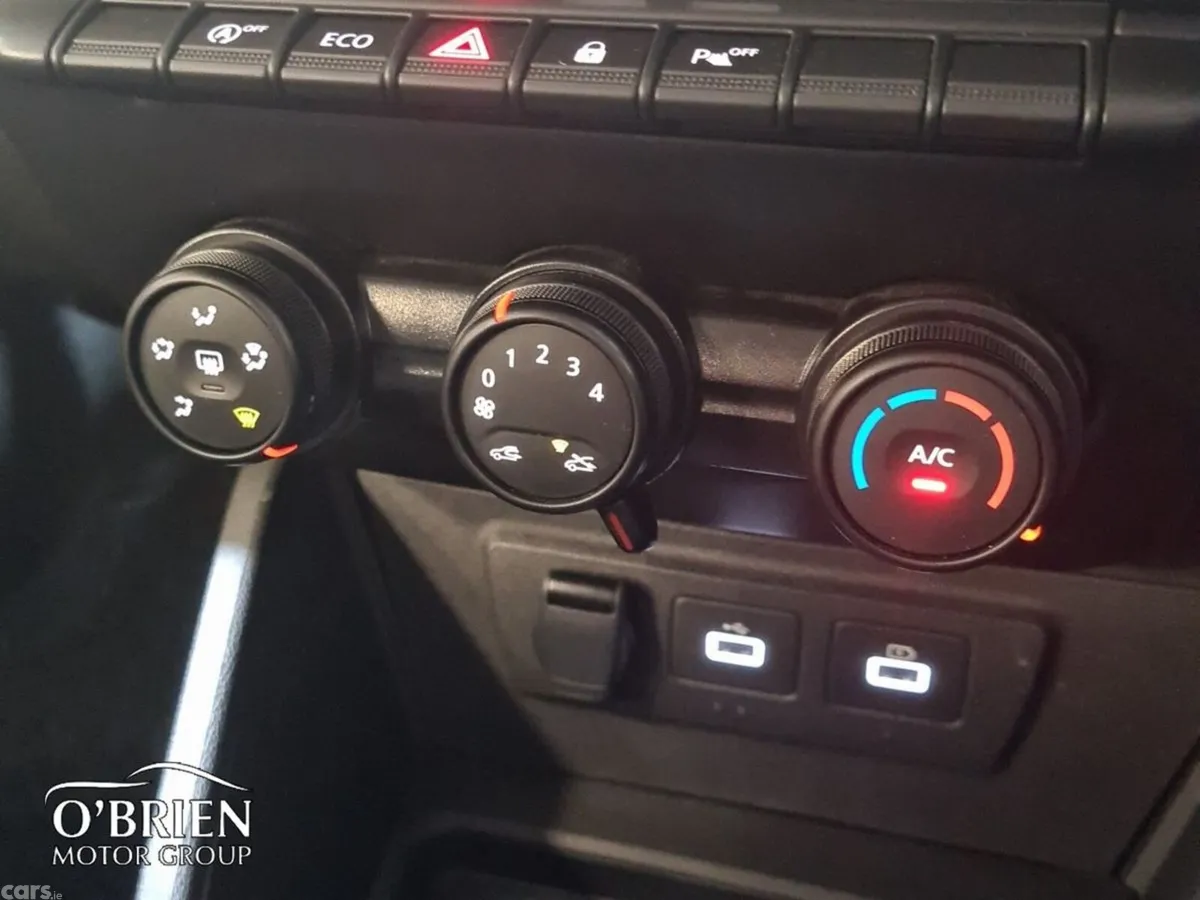 Dacia Duster SUV, Diesel, 2025, Orange