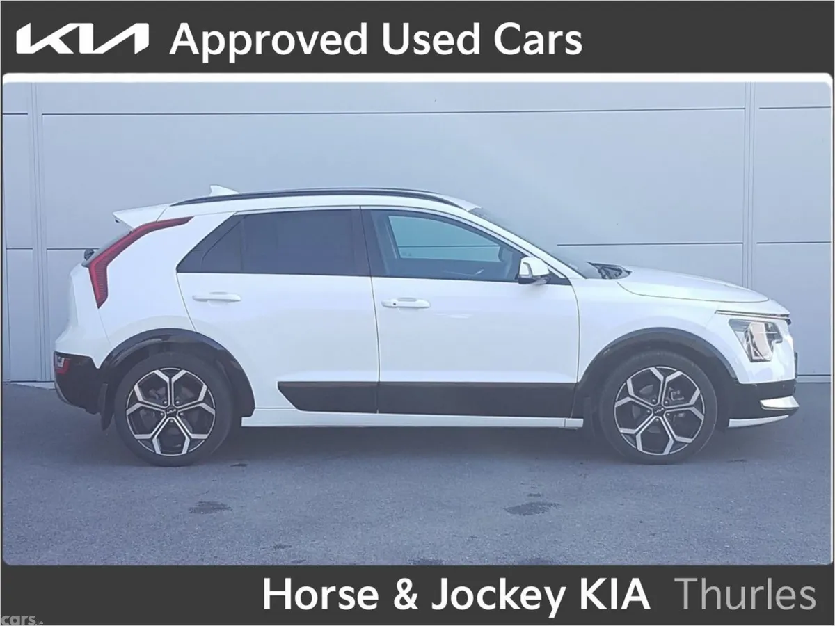 Kia Niro SUV, Petrol Plug-in Hybrid, 2023, White