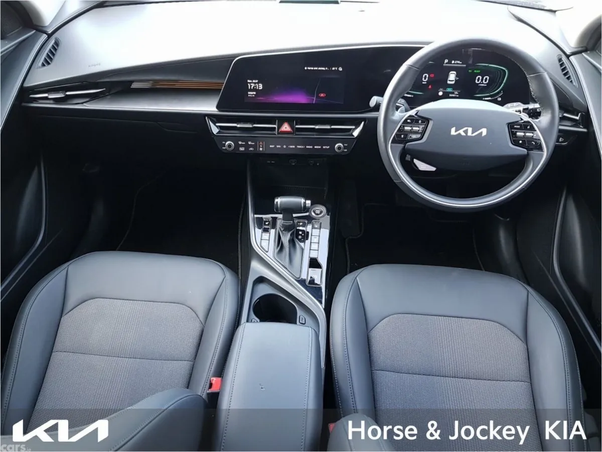 Kia Niro SUV, Petrol Plug-in Hybrid, 2023, White