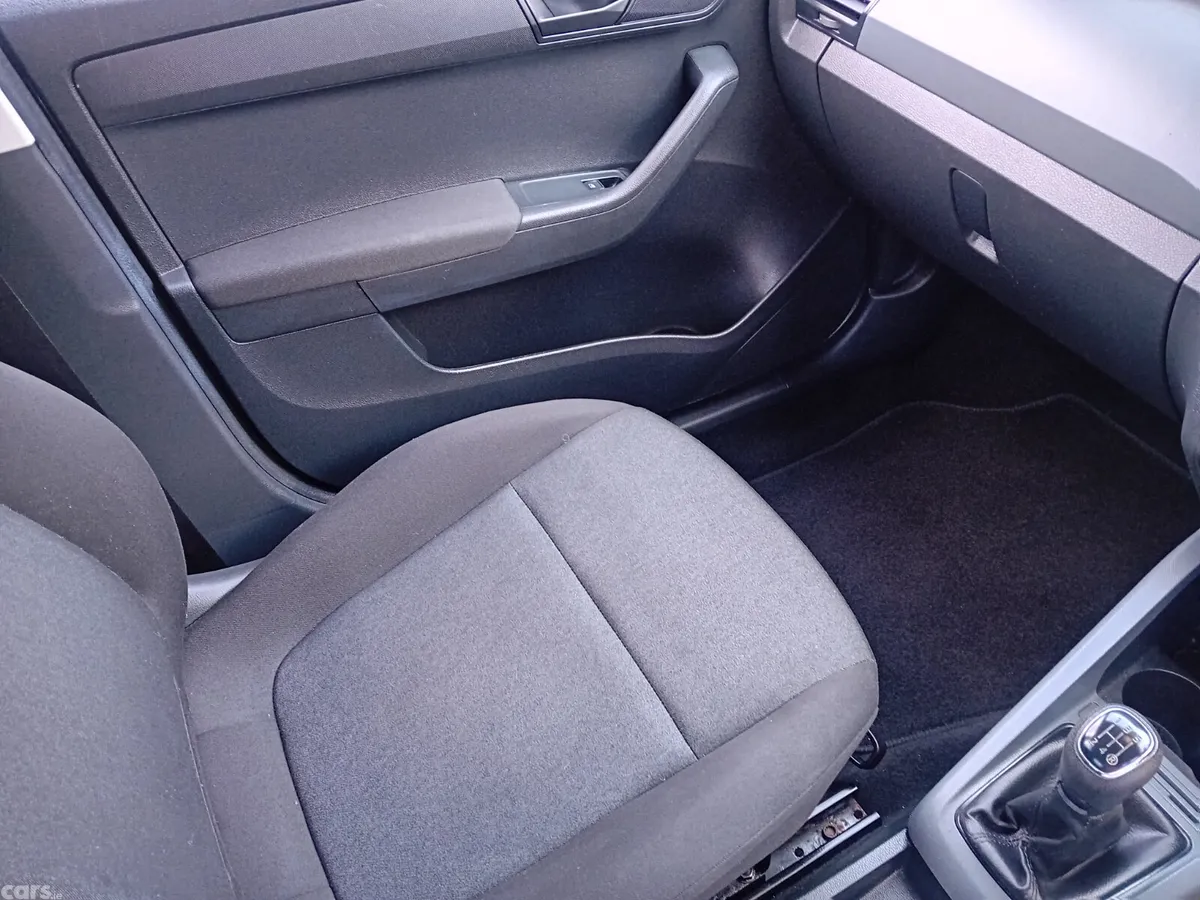 Skoda Fabia Hatchback, Petrol, 2019, Grey