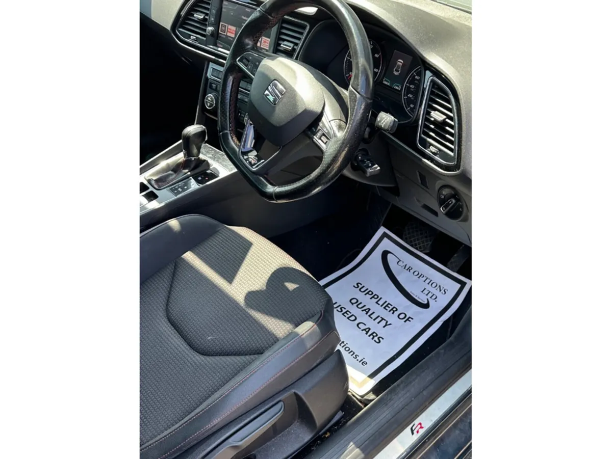 SEAT Leon Hatchback, Diesel, 2019, Grey