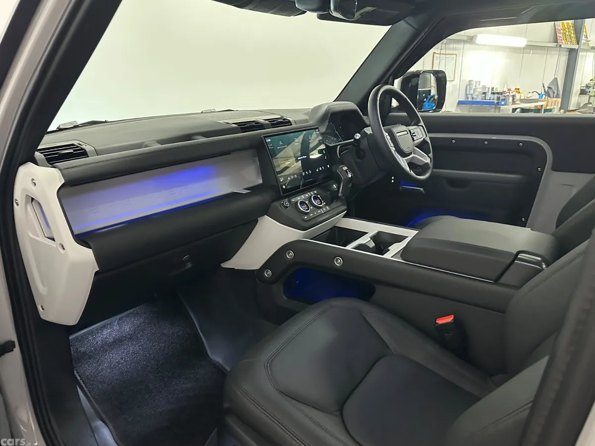 Land Rover Defender SUV, Diesel Hybrid, 2026, Grey