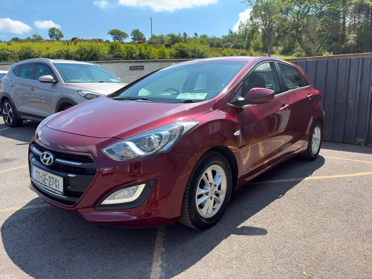 Hyundai i30 Hatchback, Diesel, 2017, Red
