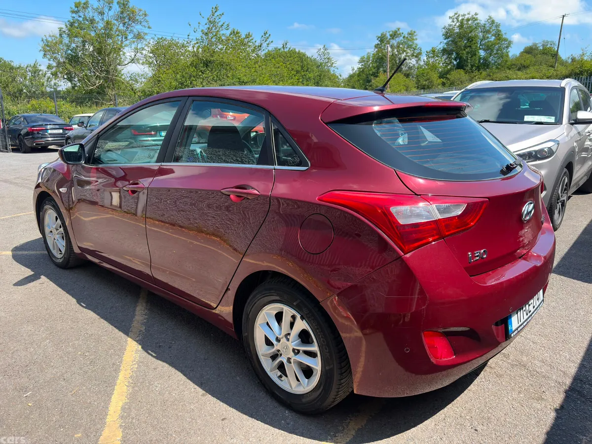 Hyundai i30 Hatchback, Diesel, 2017, Red