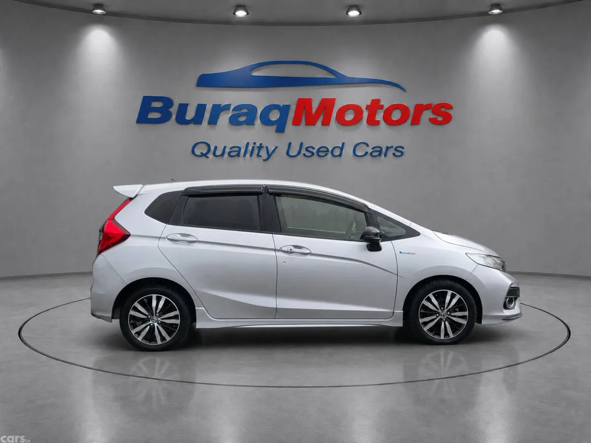 Honda Fit Hatchback, Petrol Hybrid, 2018, Silver