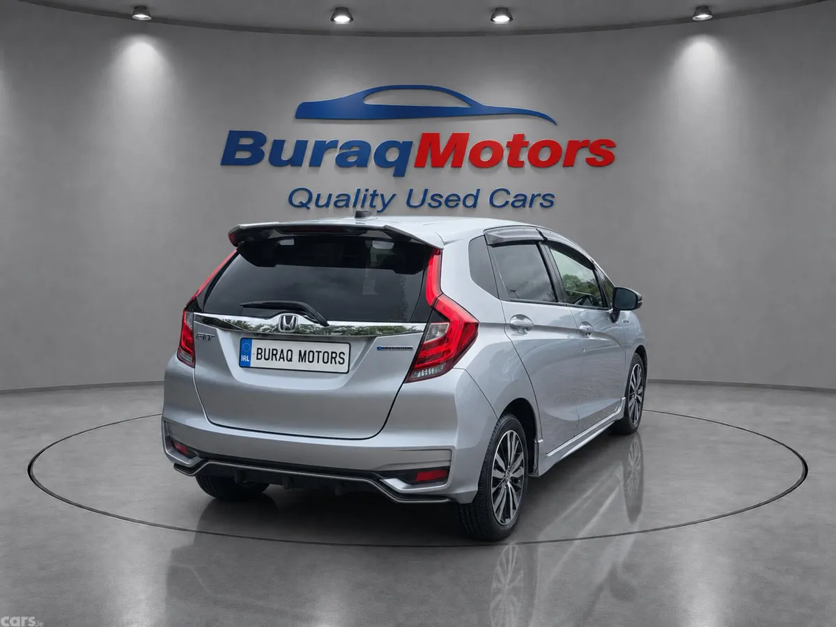 Honda Fit Hatchback, Petrol Hybrid, 2018, Silver