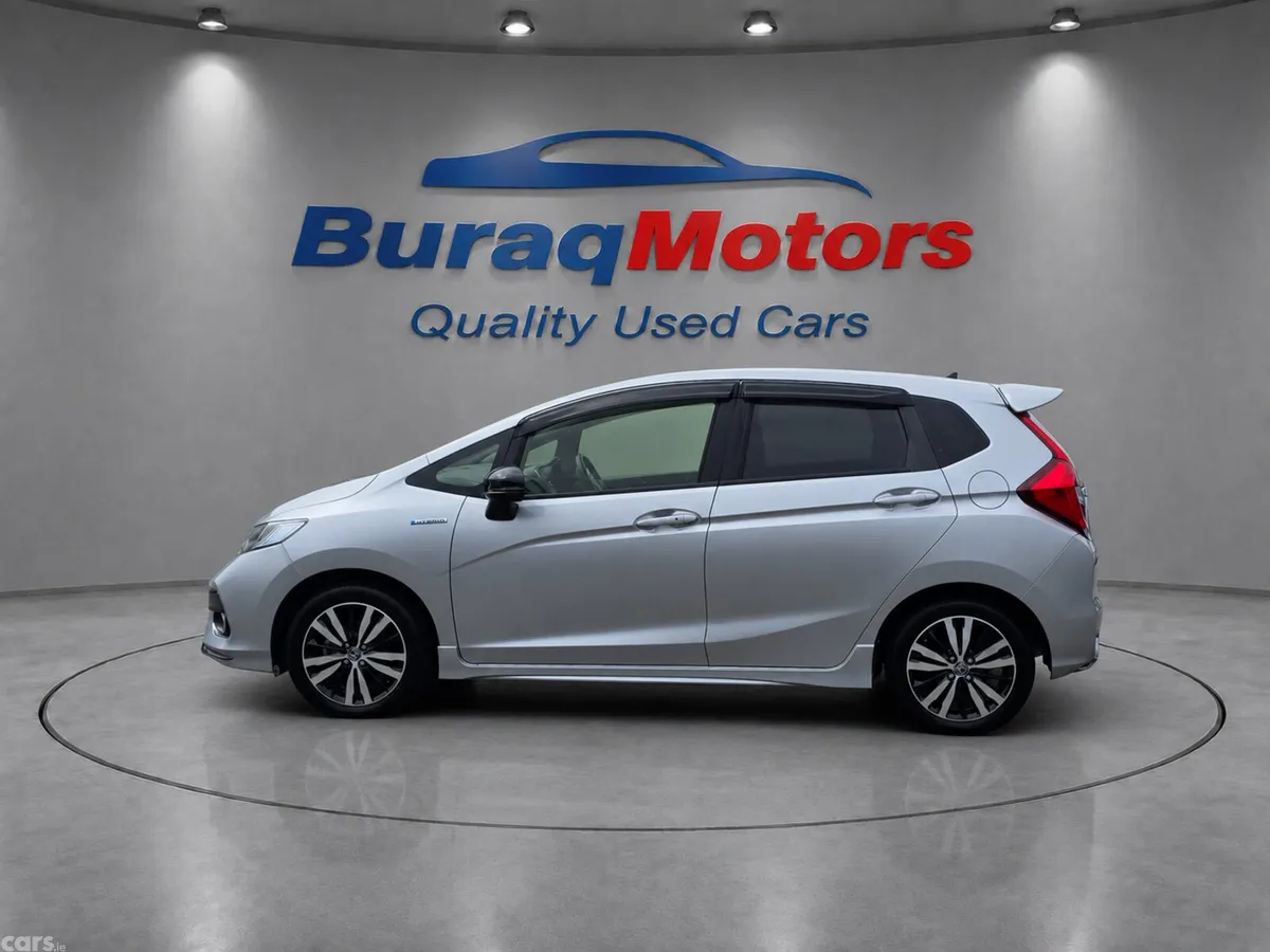 Honda Fit Hatchback, Petrol Hybrid, 2018, Silver